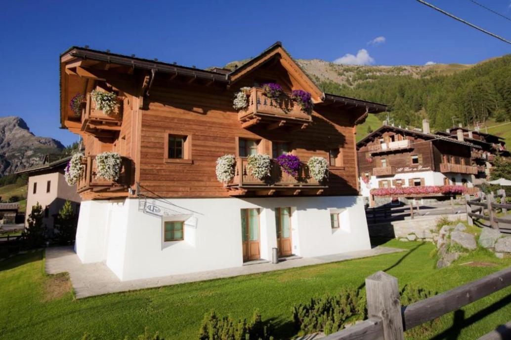 Ferienwohnung Fiori Blu Livigno Exterior foto